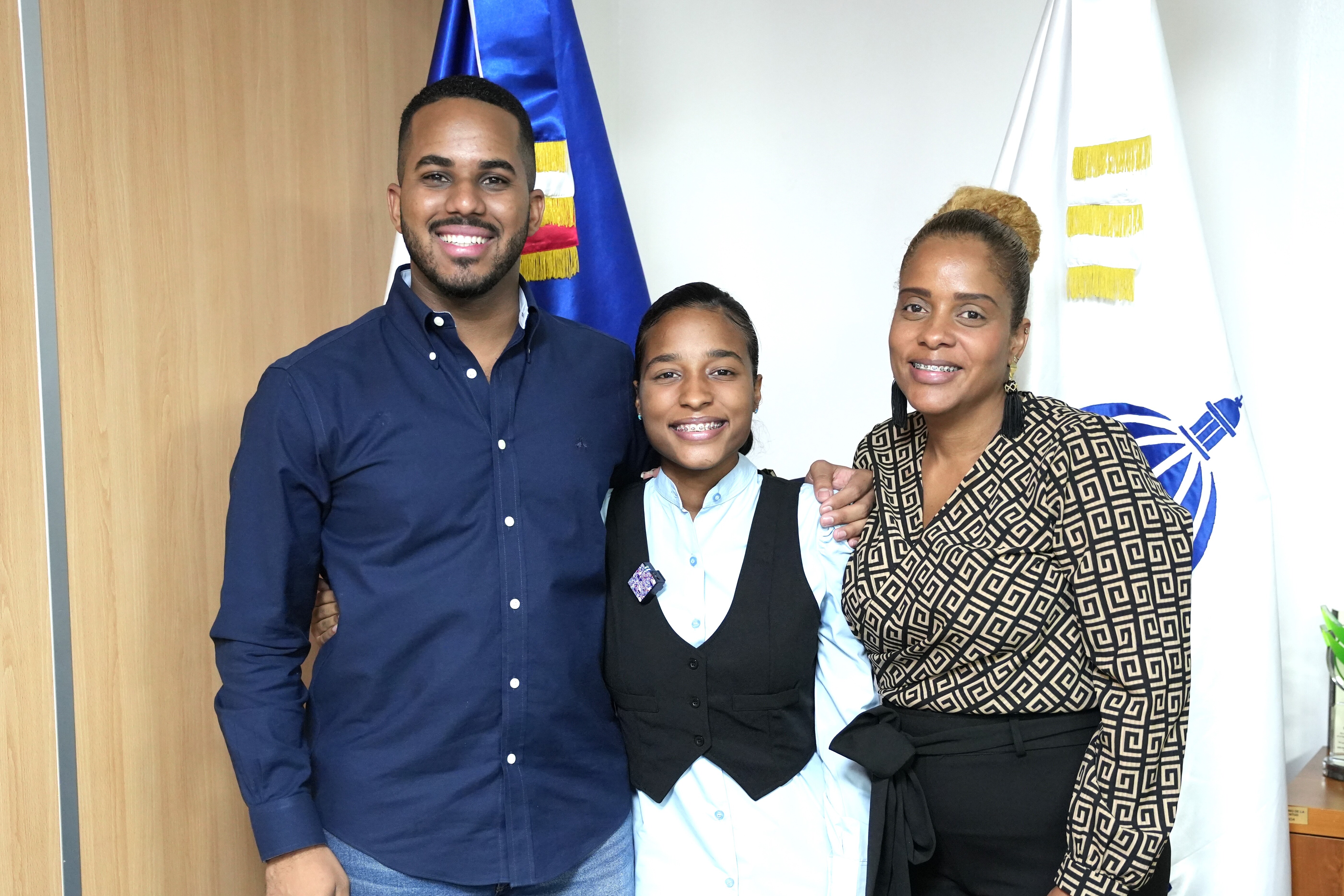 REPÚBLICA DOMINICANA: Ministerio de la Juventud apoyará estudiante ganadora de beca internacional