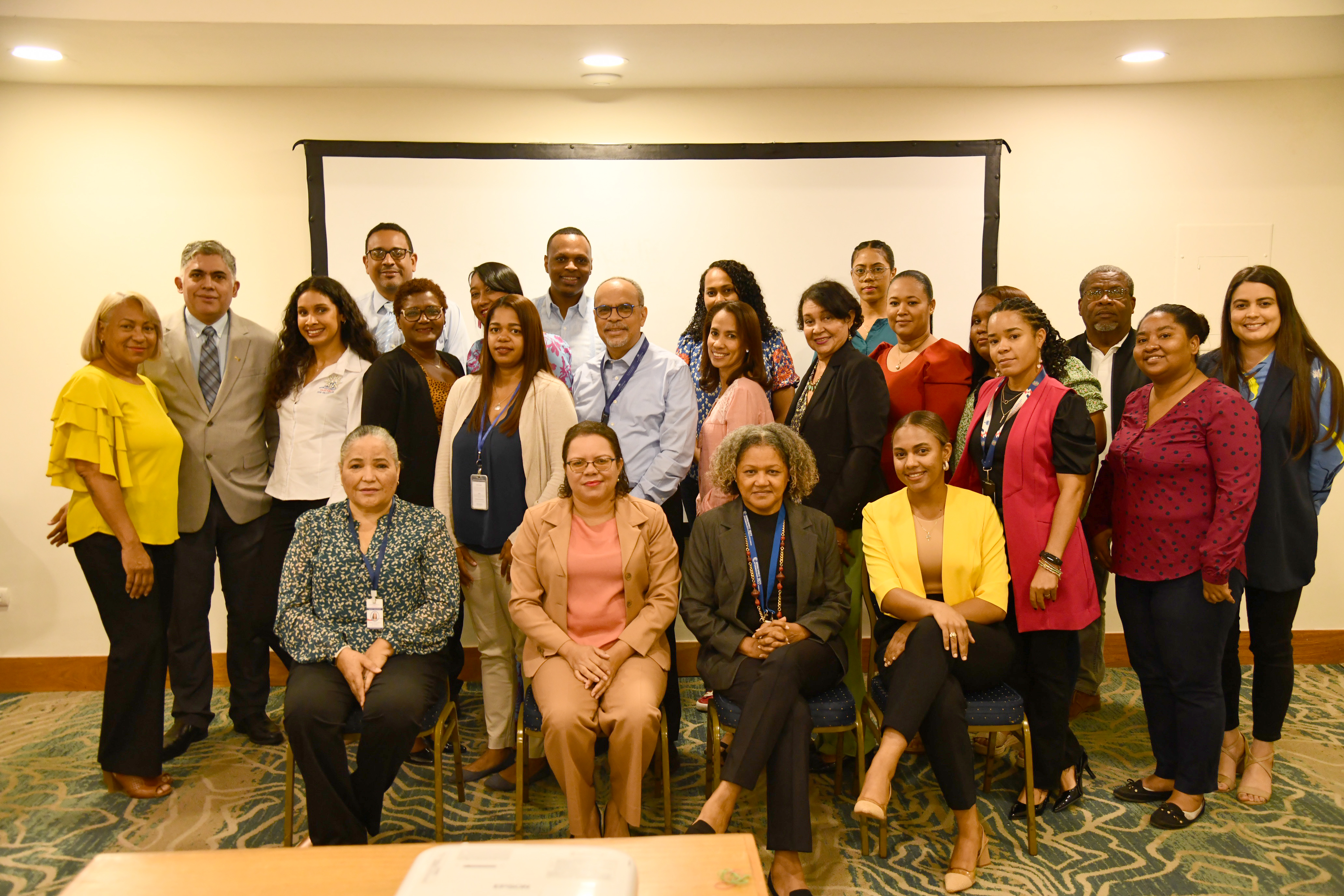 REPÚBLICA DOMINICANA: Ministerio de Salud entrega documentos técnicos para garantizar seguimiento óptimo centros de salud materna e infantil
