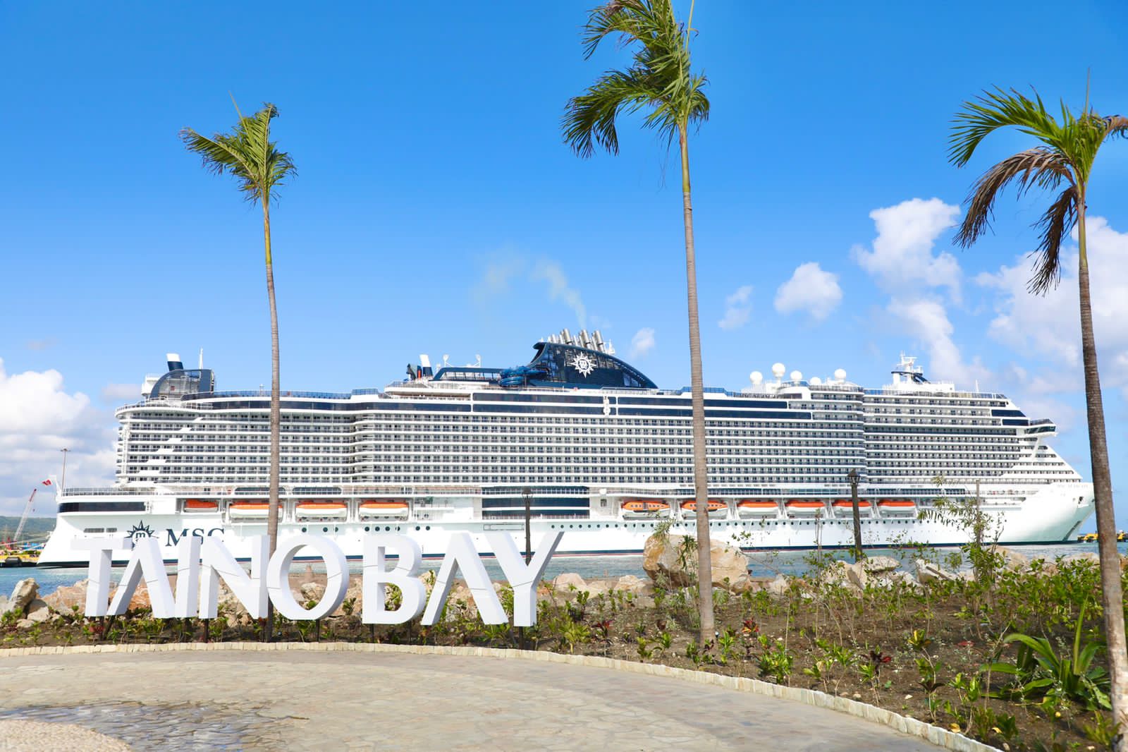 Abinader inaugurates the second stage of the Taíno Bay cruise port in Puerto Plata