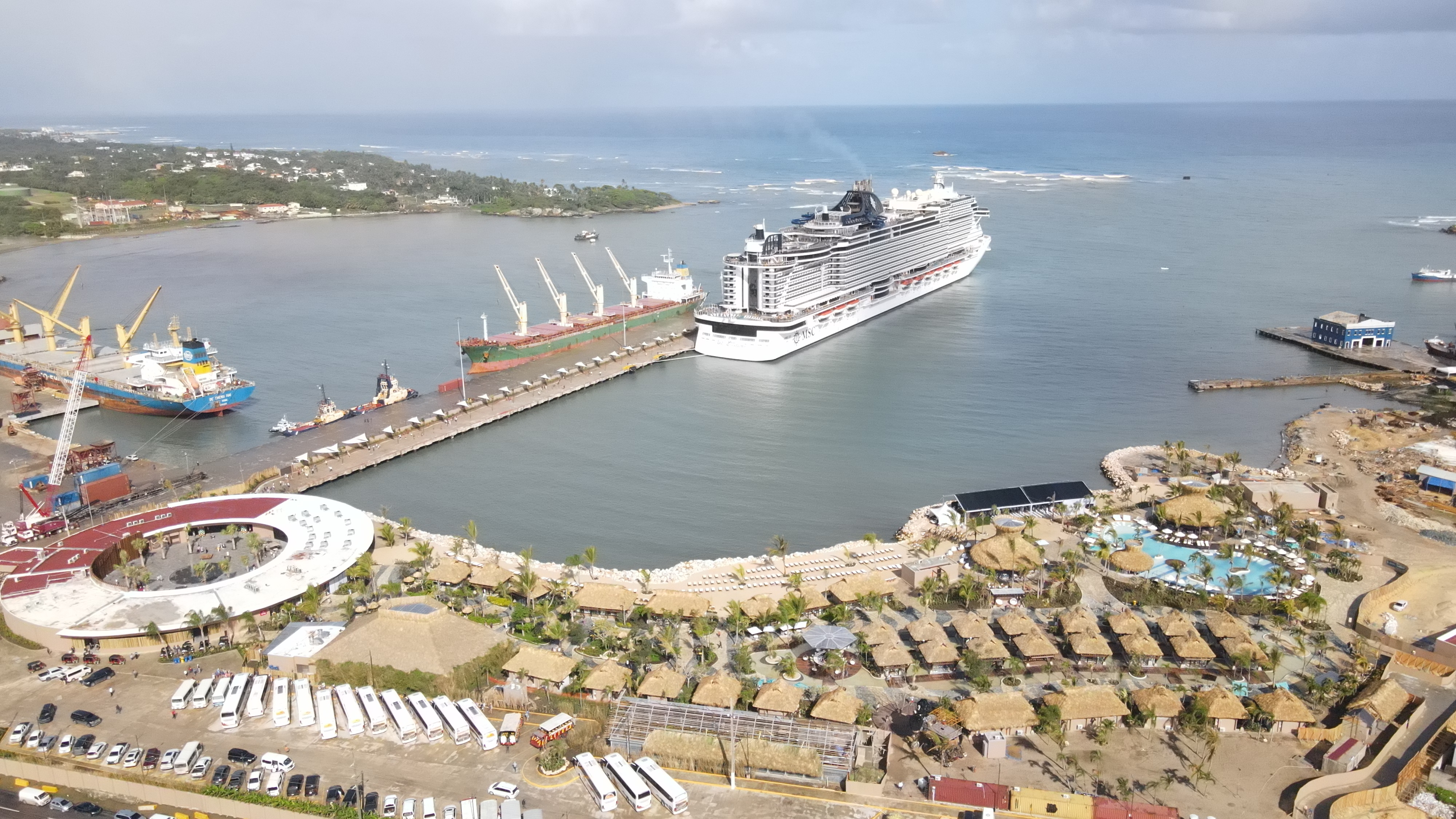 Presidente Abinader inaugura el muelle turístico Puerto Plata Taíno Bay con inversión de 80 millones de dólares | Presidencia de la República Dominicana
