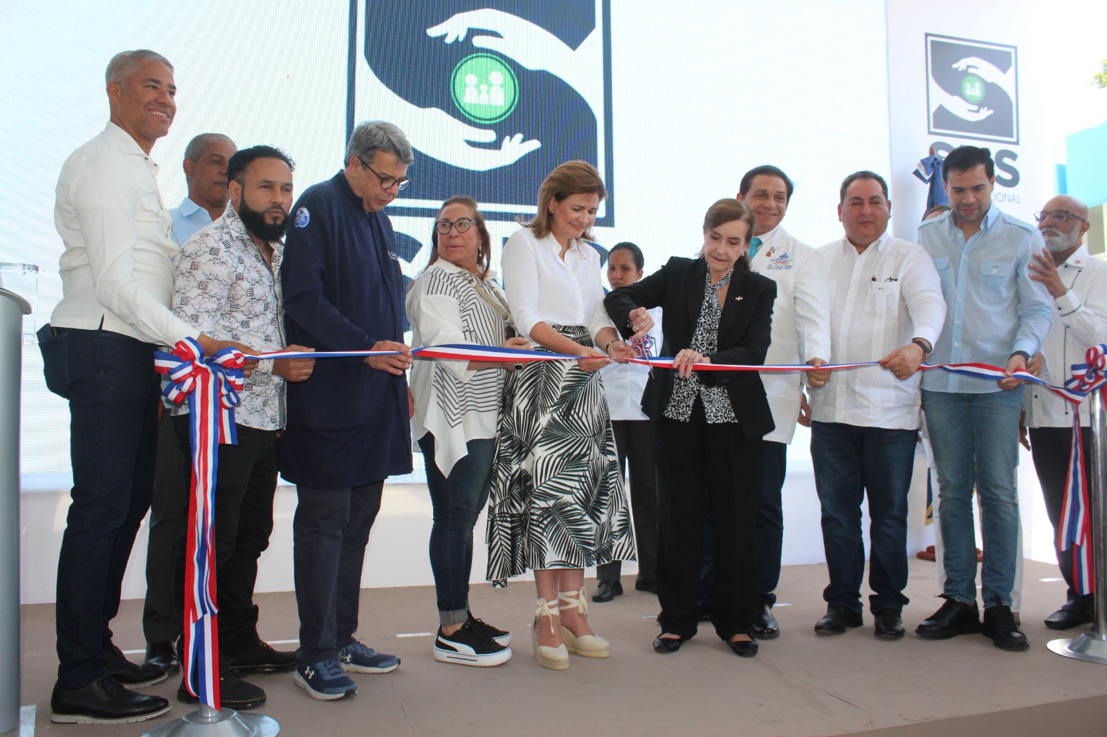 Gobierno inaugura segunda etapa remozamiento Hospital Municipal Dr. Luis de Sabana Iglesia | Presidencia de la República Dominicana