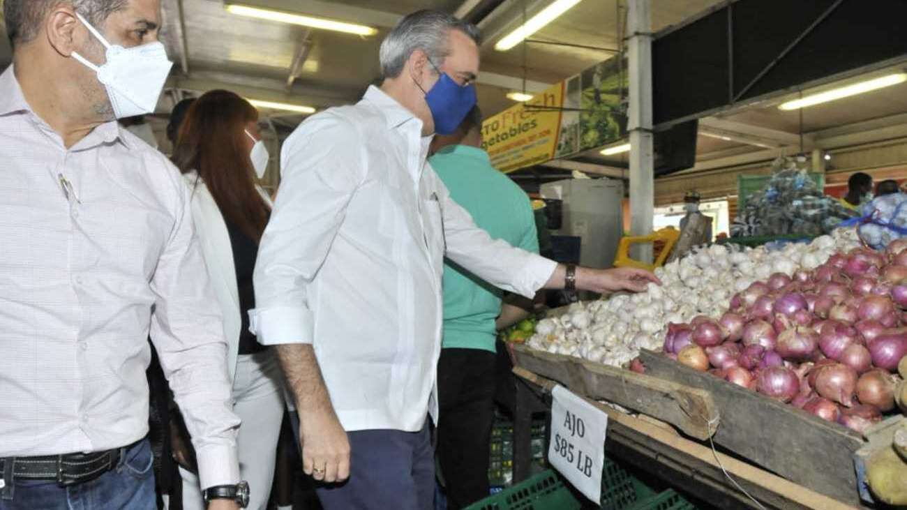 Con padres humildes y trabajando en un supermercado, así inició la