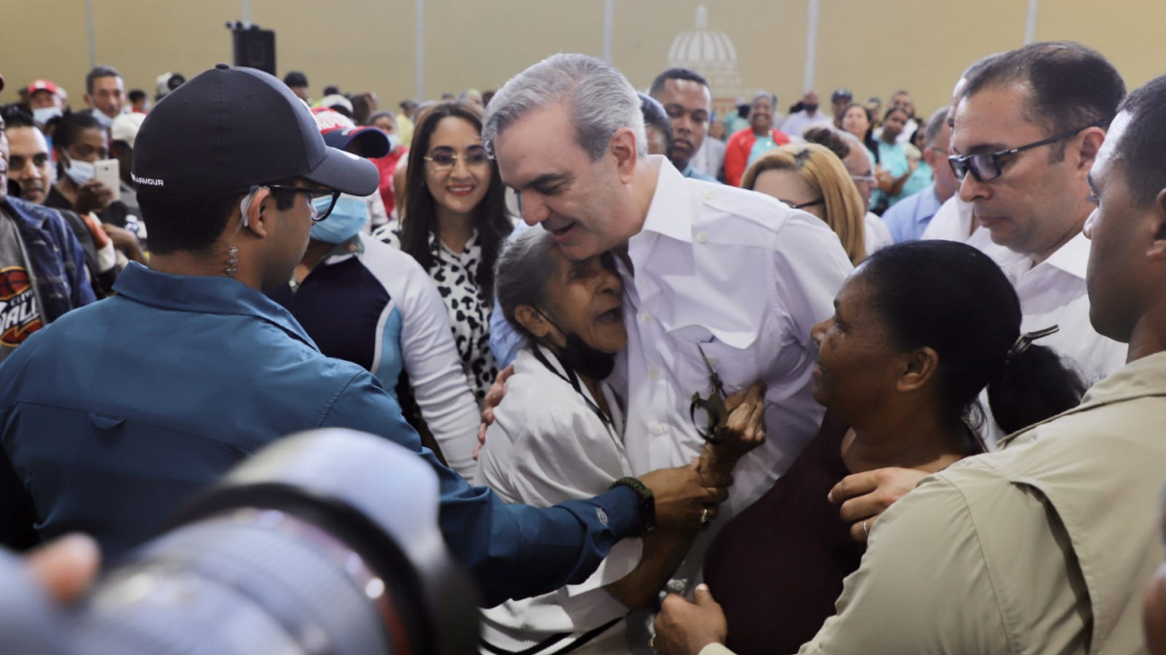 Presidente Abinader dará primer picazo para la construcción de extensión de la UASD en Azua y presidirá apertura del área de emergencia del Hospital Padre Las Casas