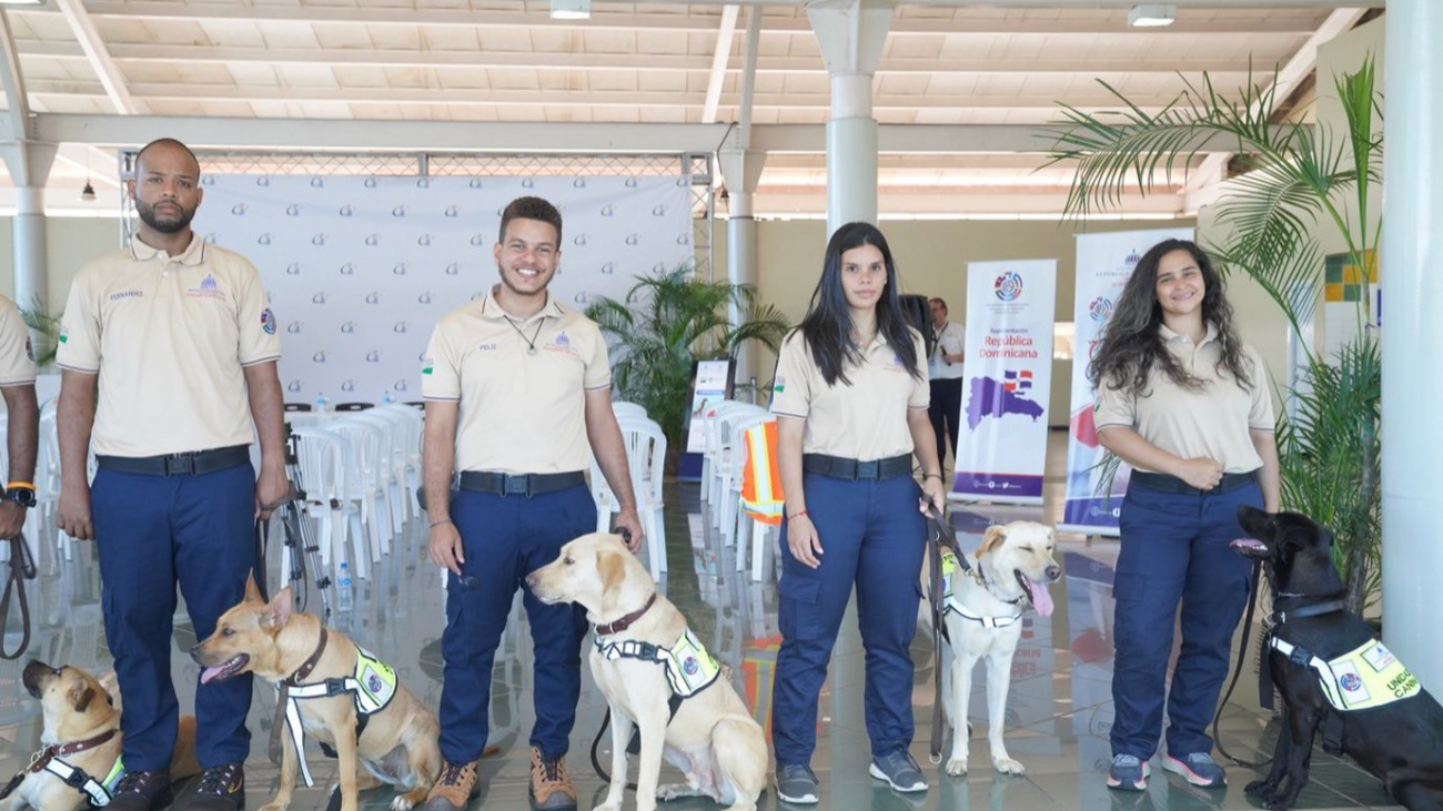 Unidad canina en Aeropuerto Internacional del Cibao