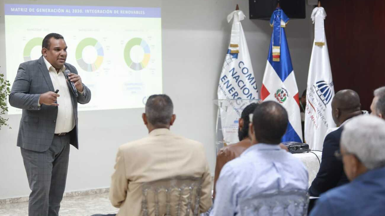 Conferencia «Presente y Futuro en el Corto Plazo de la Energía Renovable y su Impacto en la Seguridad del SENI»
