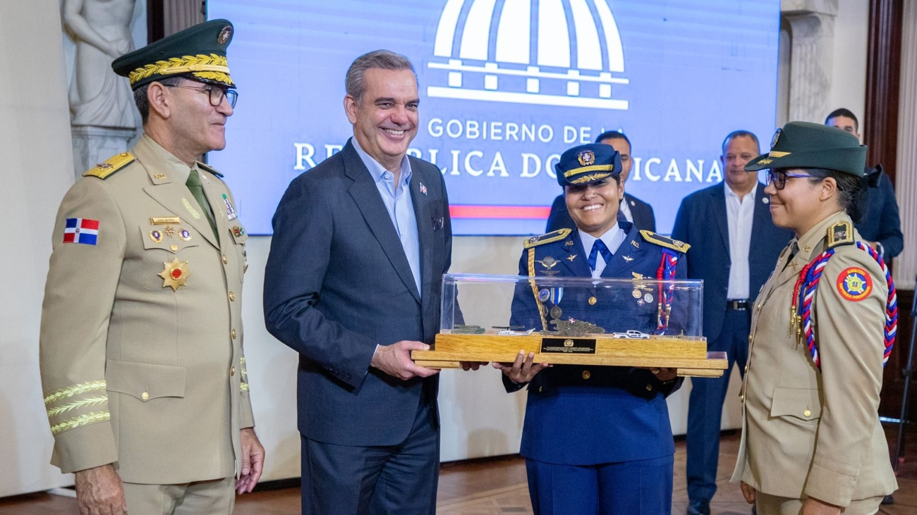 Presidente Abinader califica de invaluable la labor de las Fuerzas