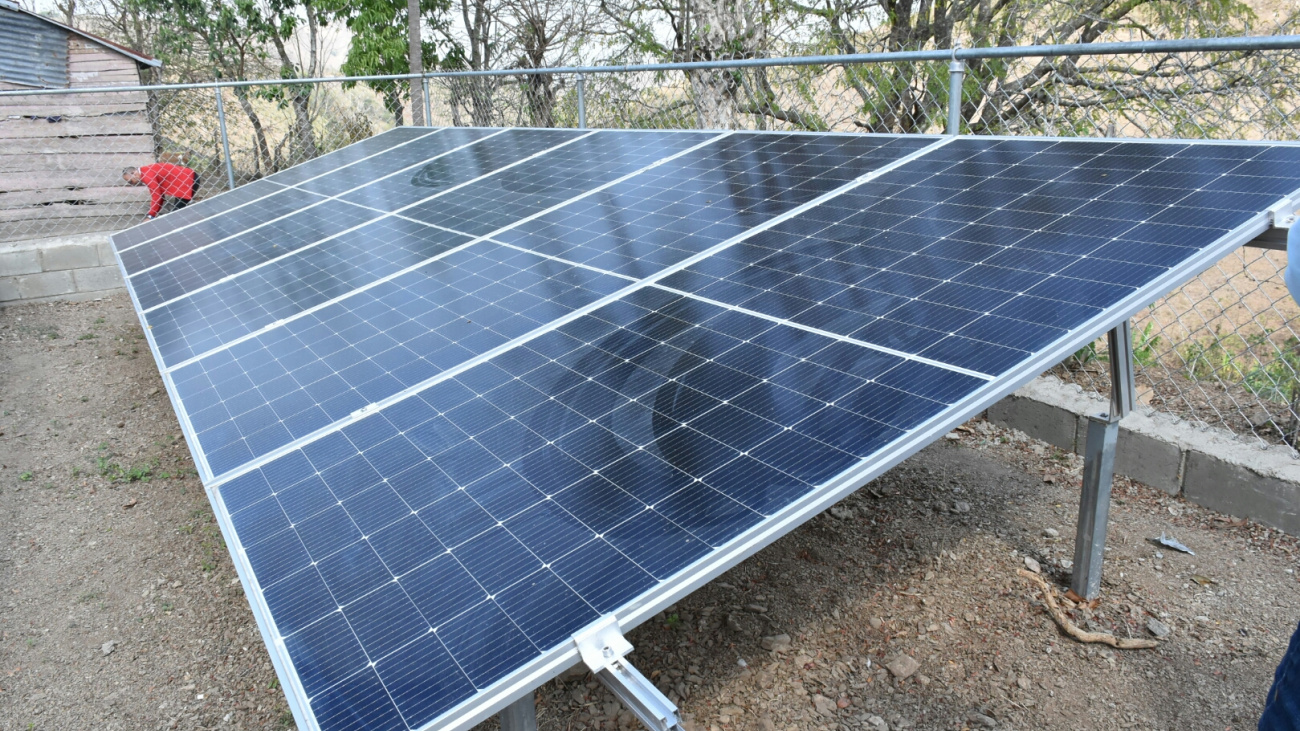 paneles solares instalados