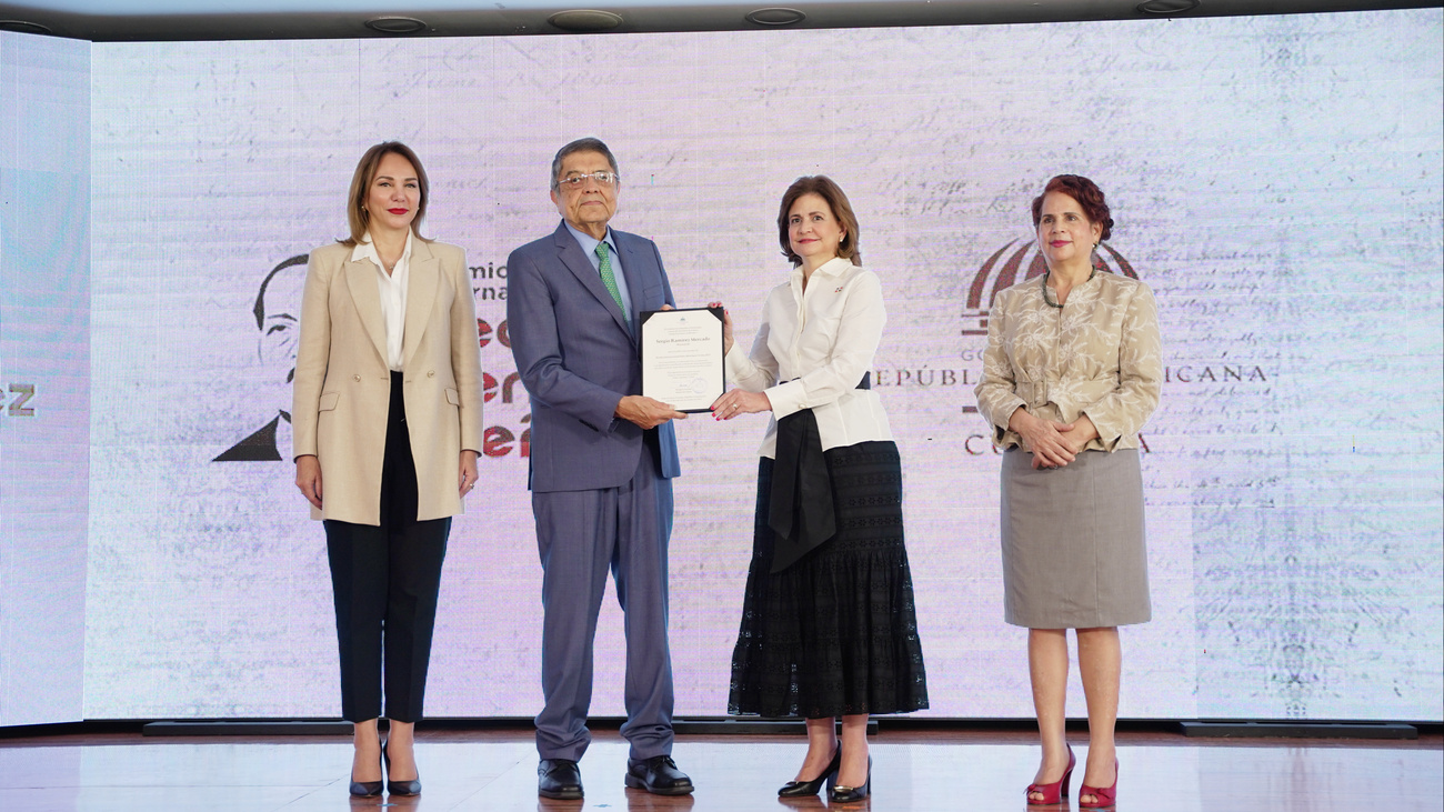 Gioconda Belli y Sergio Ramírez reciben el Premio Internacional Pedro Henríquez Ureña