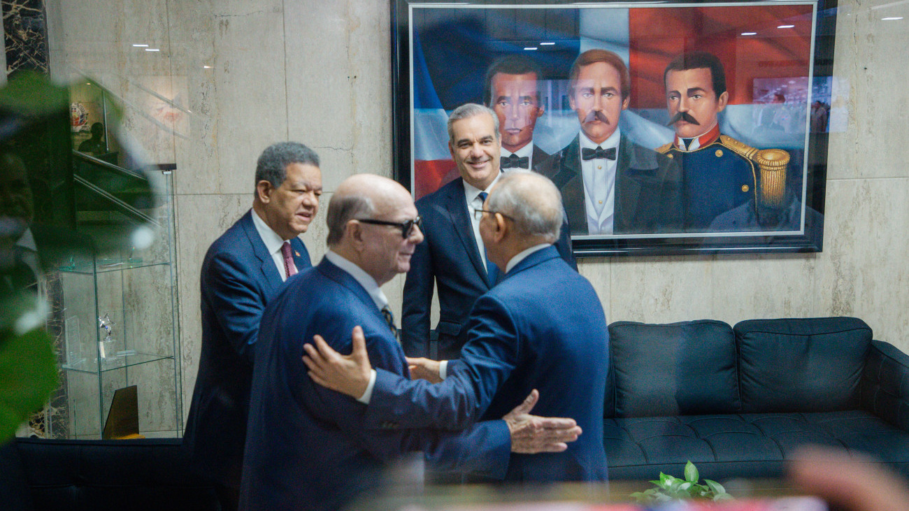Convocatoria del presidente Abinader a los expresidentes es un aval de la seriedad del tema haitiano