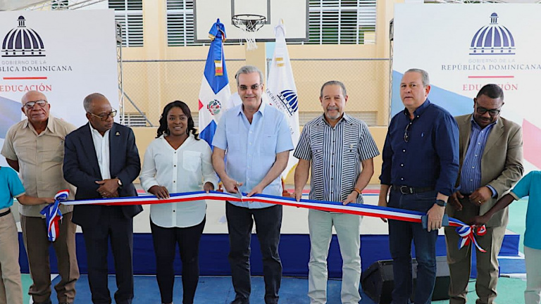 Presidente Abinader inaugura centro educativo y estancia infantil en Hondo Valle
