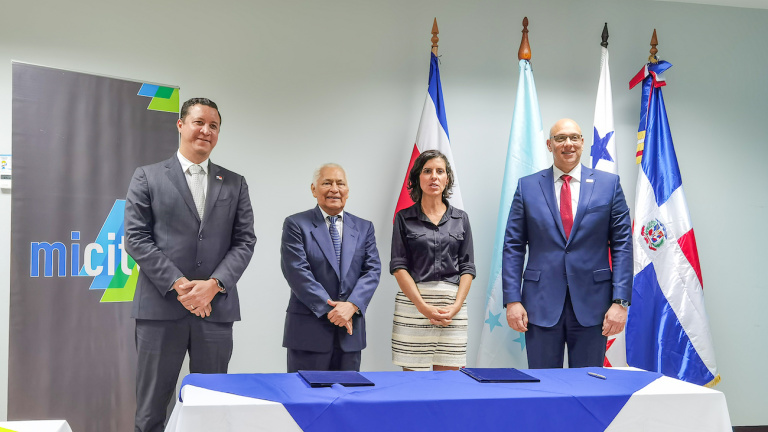 República Dominicana firma memorando de entendimiento con Costa Rica y Panamá para cooperación en ciberseguridad