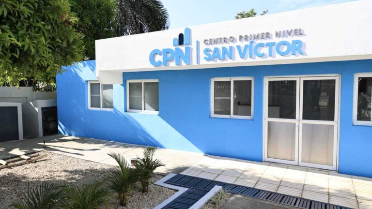 Residentes de Moca reciben remozado CPN San Víctor