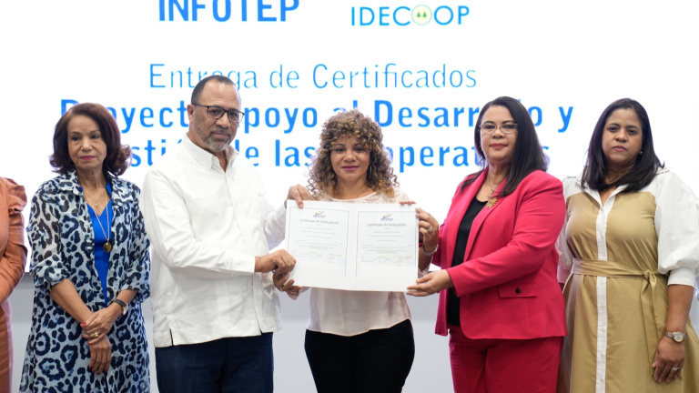 Entrega de certificación