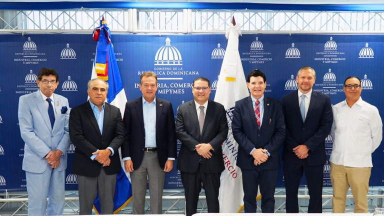 Consejo Nacional de Logística revisa avances normativos y llama a fortalecer el rol del sector privado en el desarrollo del hub logístico nacional