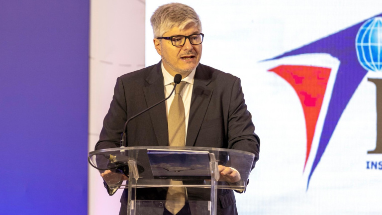 Secretario general de la Organización de Aviación Civil Internacional (OACI), Juan Carlos Salazar