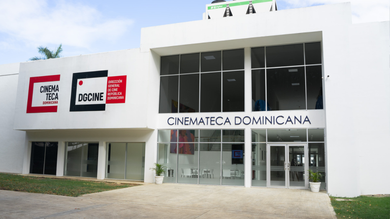 DGCine