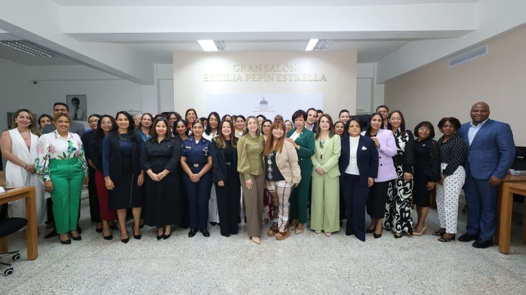 Gabinete de Mujeres, Adolescentes y Niñas 